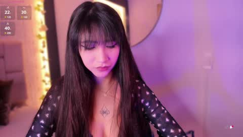 Snapshot of emma_woods__ chatting on December 2024 12:18:02 PM emma_woods__ online show from December 2024 12:18:02 PM