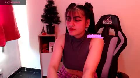 modelo independente online show from December 2024 08:15:01 PM