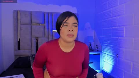 emma becket online show from October 2025 12:14:02 PM