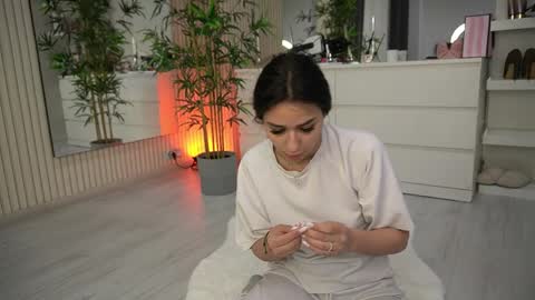 emmablanco online show from April 2026 04:13:02 AM