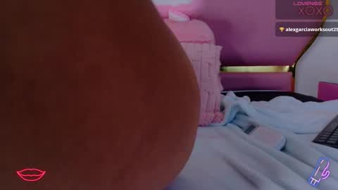 Welcome Im yosein  Your love is my passion activate it with your tips and enjoy with me online show from November 2025 11:48:02 PM