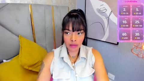 emmaebony_ online show from November 2025 03:01:01 PM