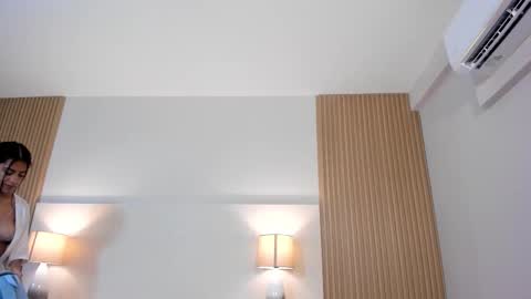 Snapshot of emmaespencer chatting on February 2026 11:11:02 AM emmaespencer online show from February 2026 11:11:02 AM