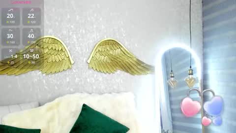 Snapshot of emmaferrary chatting on November 2025 11:04:02 PM Emma Ferrary online show from November 2025 11:04:02 PM