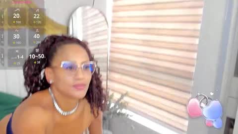 Snapshot of emmaferrary chatting on November 2025 08:52:01 PM Emma Ferrary online show from November 2025 08:52:01 PM