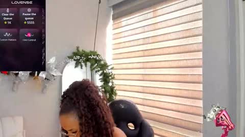  Emma Ferrary  online show from December 2025 08:24:02 PM