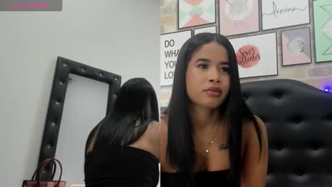 Snapshot of emmagirl0 chatting on March 2026 03:23:02 AM Emma online show from March 2026 03:23:02 AM