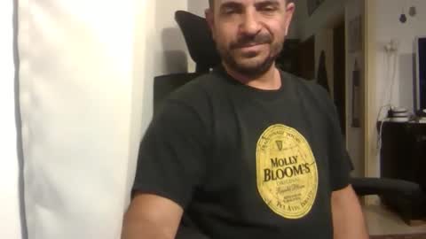 Ariel online show from October 2025 09:28:02 PM