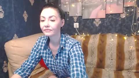 EmmaGoldX online show from December 2024 07:35:02 AM