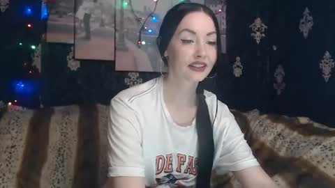 EmmaGoldX online show from February 2025 05:06:01 PM