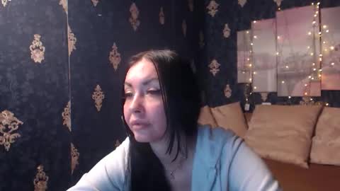 EmmaGoldX online show from November 2025 07:52:02 AM