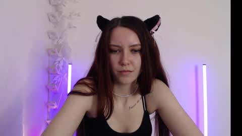 emmaishier online show from February 2025 01:39:01 PM