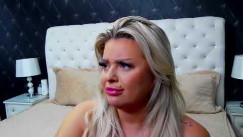 Snapshot of emmamavis chatting on January 2025 12:11:02 PM Emma Mavis online show from January 2025 12:11:02 PM