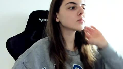 Emma online show from April 2026 11:52:02 AM