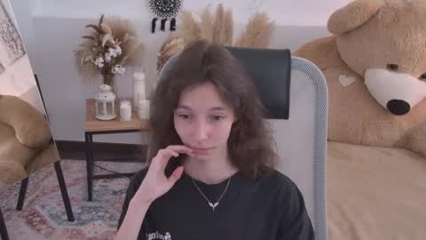 Snapshot of emmanuellbrown chatting on May 2026 03:47:02 AM emmanuellbrown online show from May 2026 03:47:02 AM