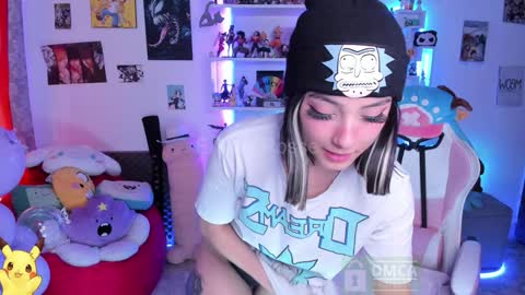 Emma online show from January 2025 04:17:01 PM