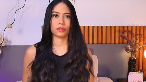 Emma Saint online show from September 2025 12:26:01 AM