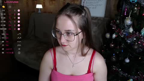 Snapshot of emmatiny chatting on December 2024 03:02:01 PM Mia online show from December 2024 03:02:01 PM