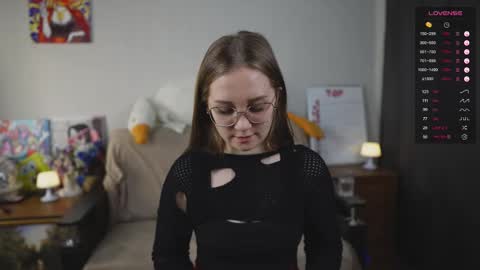 Snapshot of emmatiny chatting on October 2025 04:22:02 AM Mia online show from October 2025 04:22:02 AM