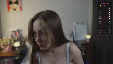 Mia online show from March 2026 06:04:01 PM