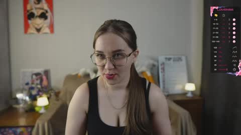 Mia online show from April 2026 06:32:01 PM