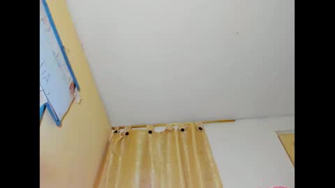 hi im emmalina welcome to your happy place online show from March 2025 12:37:01 AM