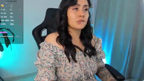 Snapshot of emmax_x chatting on February 2026 12:53:01 AM EMMA online show from February 2026 12:53:01 AM