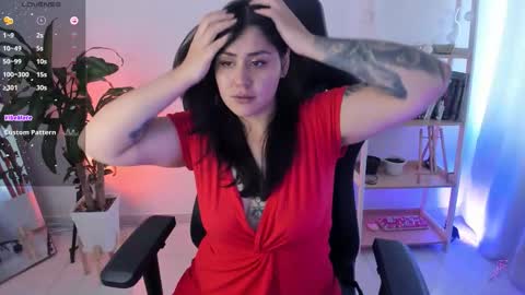 Snapshot of emmax_x chatting on February 2026 02:54:02 PM EMMA online show from February 2026 02:54:02 PM