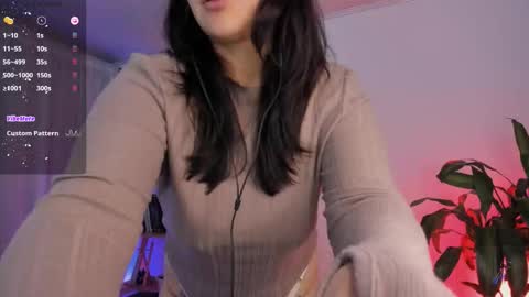 Snapshot of emmax_x chatting on February 2026 03:03:02 AM EMMA online show from February 2026 03:03:02 AM