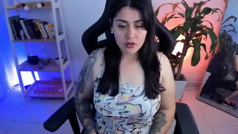 Snapshot of emmax_x chatting on March 2026 03:20:01 AM EMMA online show from March 2026 03:20:01 AM