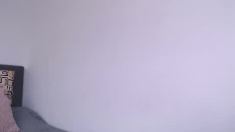 Snapshot of emmi_0 chatting on October 2025 09:38:01 PM Emily Independent model online show from October 2025 09:38:01 PM