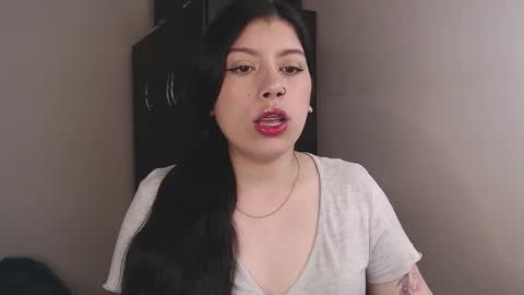 Snapshot of emmi_0 chatting on November 2025 11:15:02 PM Emily Independent model online show from November 2025 11:15:02 PM