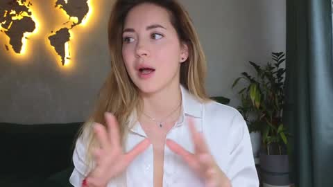 Miss Emmi online show from February 2026 10:04:01 AM