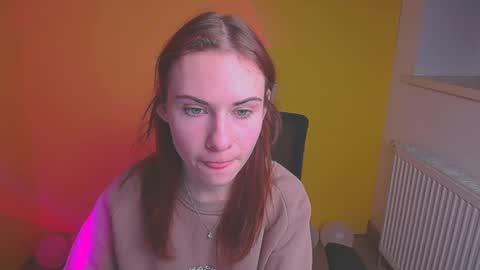 Emmi online show from February 2025 12:17:02 PM