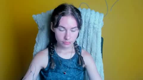 Snapshot of emmi_rossum chatting on June 2026 11:42:01 AM Emmi online show from June 2026 11:42:01 AM