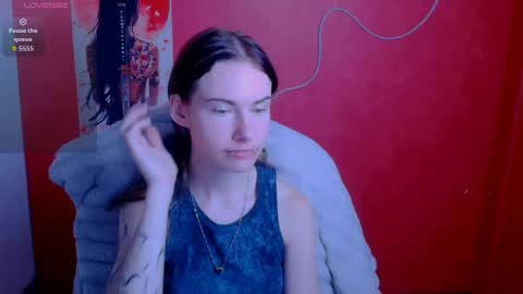Snapshot of emmi_rossum chatting on June 2026 05:30:02 AM Emmi online show from June 2026 05:30:02 AM