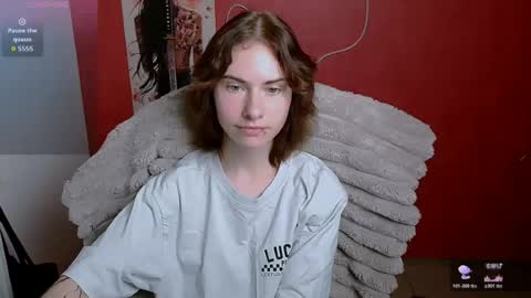 Snapshot of emmi_rossum chatting on July 2026 11:24:02 AM Emmi online show from July 2026 11:24:02 AM