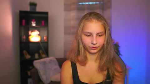 Snapshot of emmie_murray chatting on October 2025 01:29:01 PM Emmie online show from October 2025 01:29:01 PM