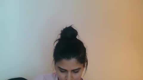 emmie online show from December 2025 04:36:01 PM