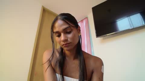emmily online show from February 2025 10:12:01 PM