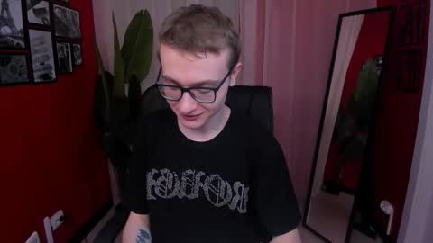 Snapshot of emmit_barker chatting on March 2026 10:10:02 AM Emmit online show from March 2026 10:10:02 AM