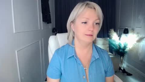 emmmam online show from September 2025 07:52:01 PM