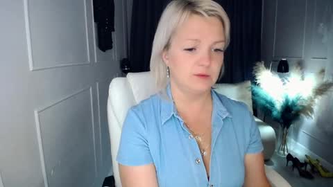emmmam online show from May 2026 05:50:02 PM