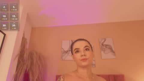 Snapshot of emmy_danielss chatting on July 2026 11:02:01 AM emmy_danielss online show from July 2026 11:02:01 AM