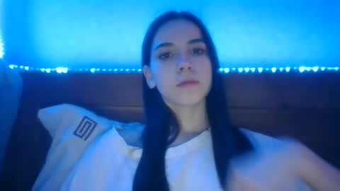 emmy_huff online show from December 2024 01:33:01 PM