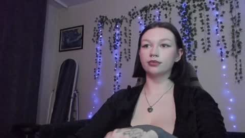 Emily Johny online show from December 2024 12:51:02 PM