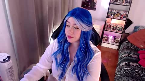 Emmy Ruiz - independent model online show from December 2025 02:07:02 AM