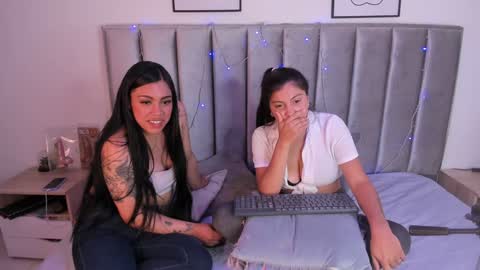 Emily  Laila  online show from January 2025 03:57:02 PM