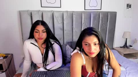 Emily  Laila  online show from January 2025 08:36:02 PM