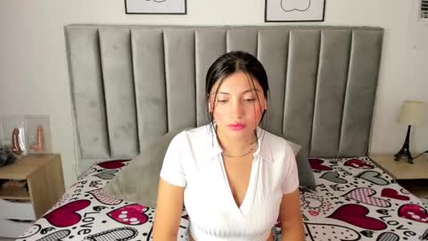 Emily  Laila  online show from March 2025 12:15:01 PM